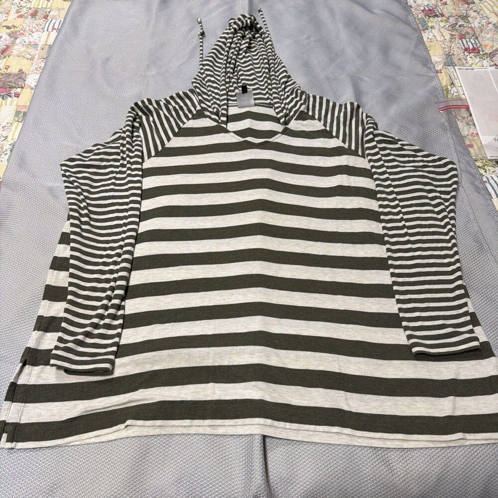 Cabi Playoff Hooded Blouse Large Lightweight Green and White Striped Hoodie